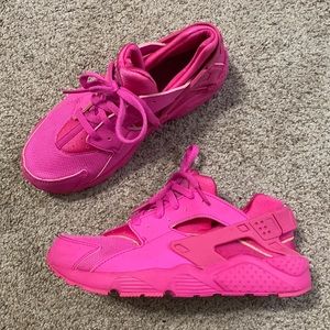 Pink Huaraches 💖